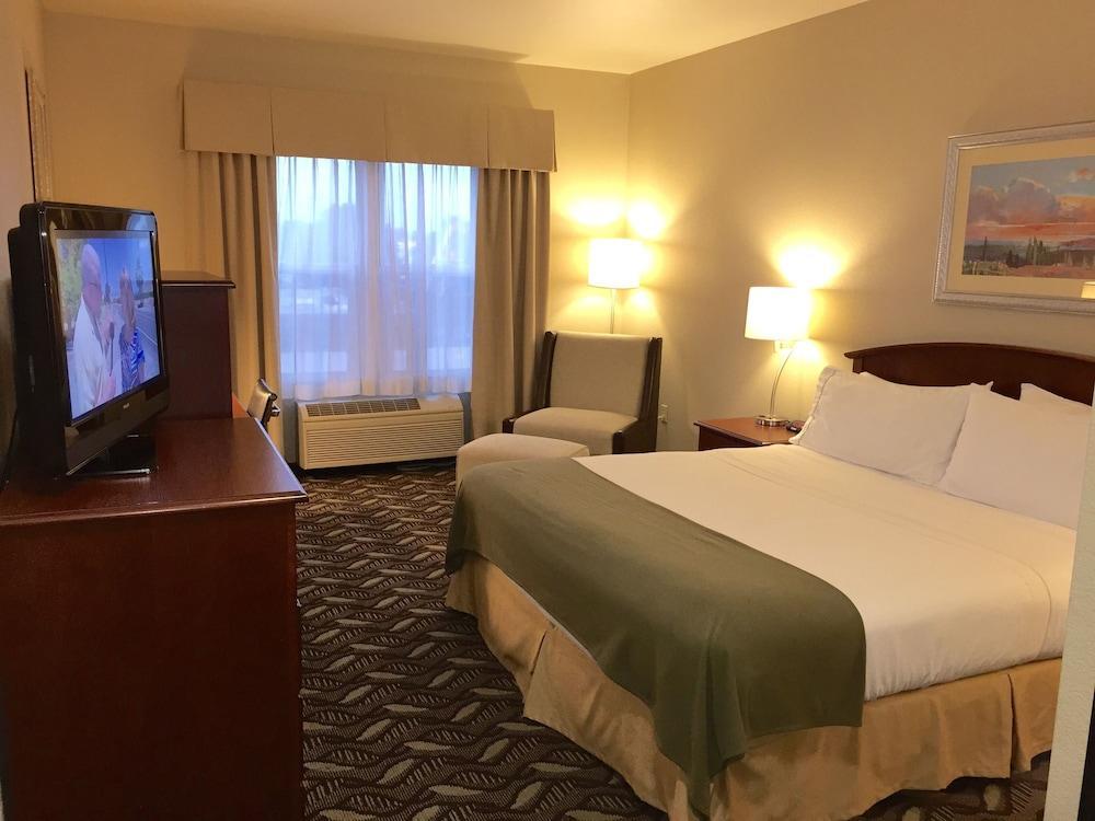 Express- By Ihg 2* West Sacramento