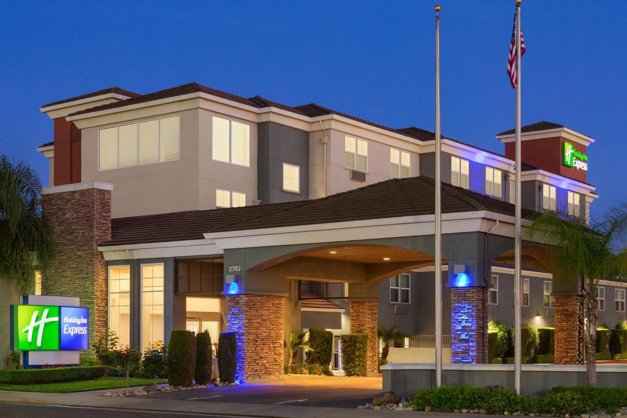 Express- By Ihg Hotel 2*