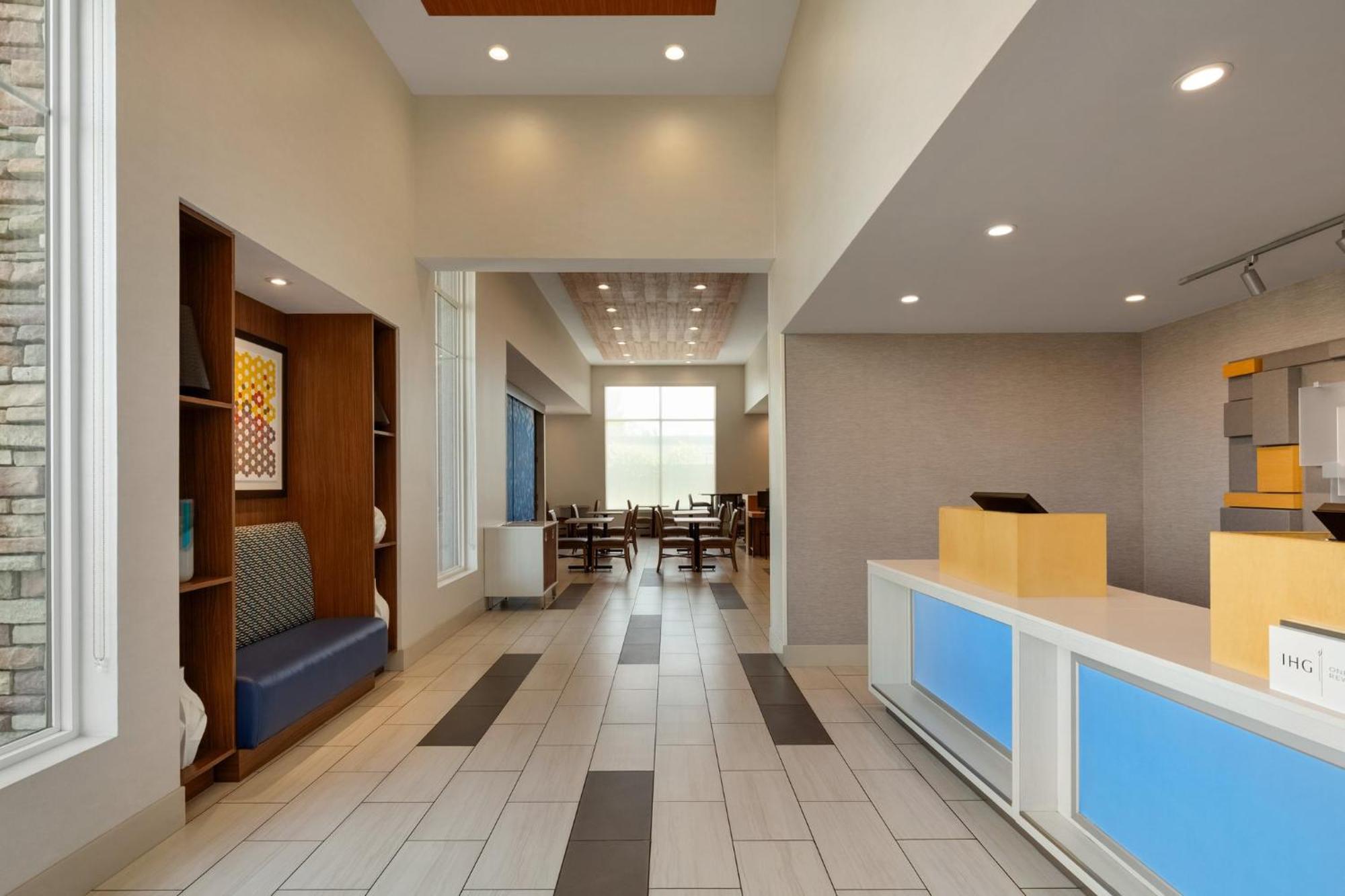 Hotel Express- By Ihg West Sacramento