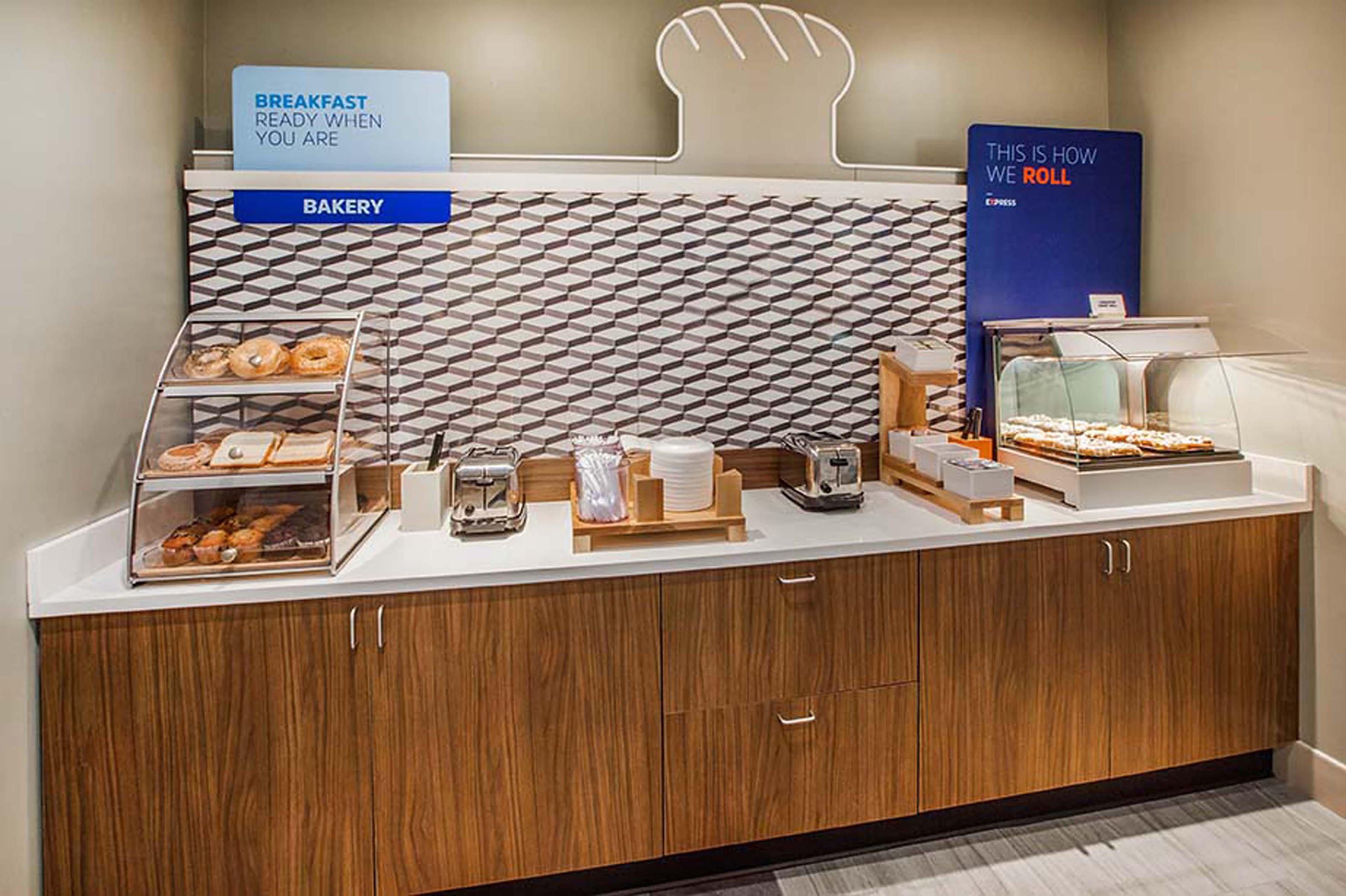 Hotel Express- By Ihg West Sacramento