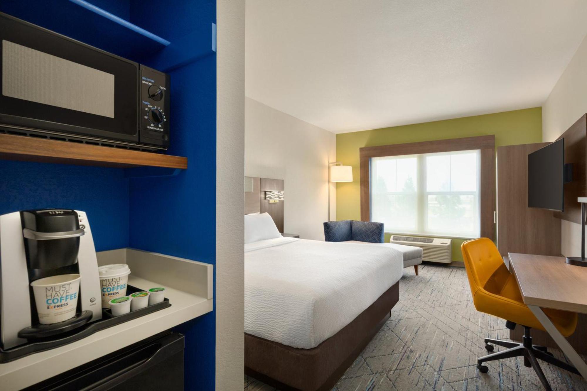 Express- By Ihg Hotel 2*